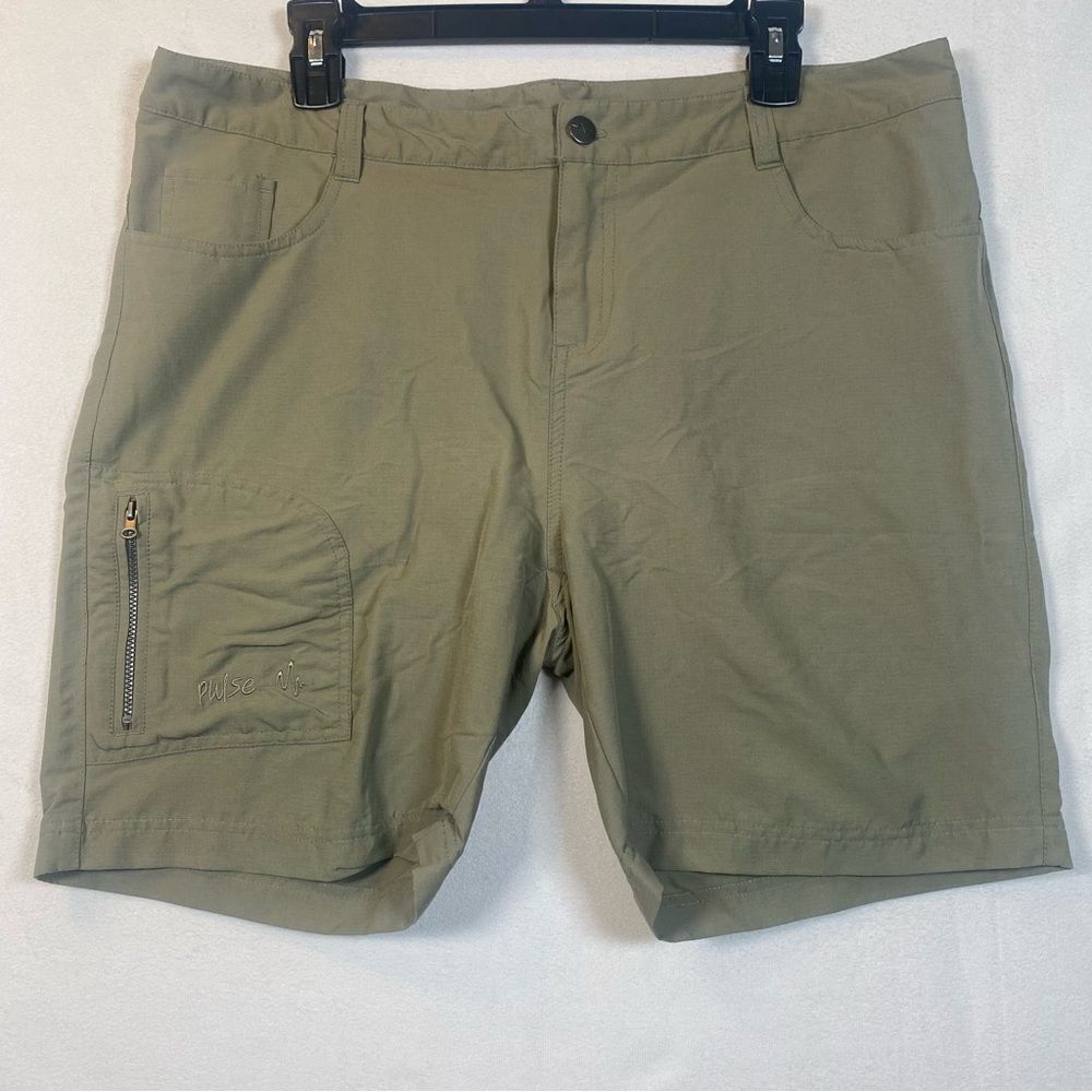 Pulse Olive Green Nylon Blend Shorts Size Large